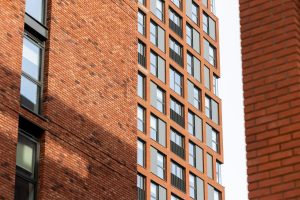 Podium-Lumina-Village-Trafford-Domis-Construction