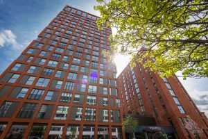 Podium-Lumina-Village-Trafford-Domis-Construction