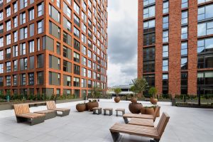 Podium-Lumina-Village-Trafford-Domis-Construction